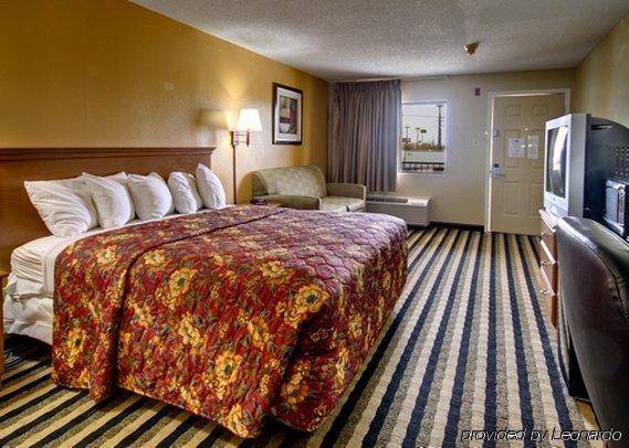 Rodeway Inn Alexandria Eksteriør bilde