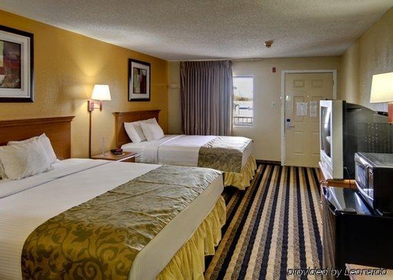 Rodeway Inn Alexandria Eksteriør bilde