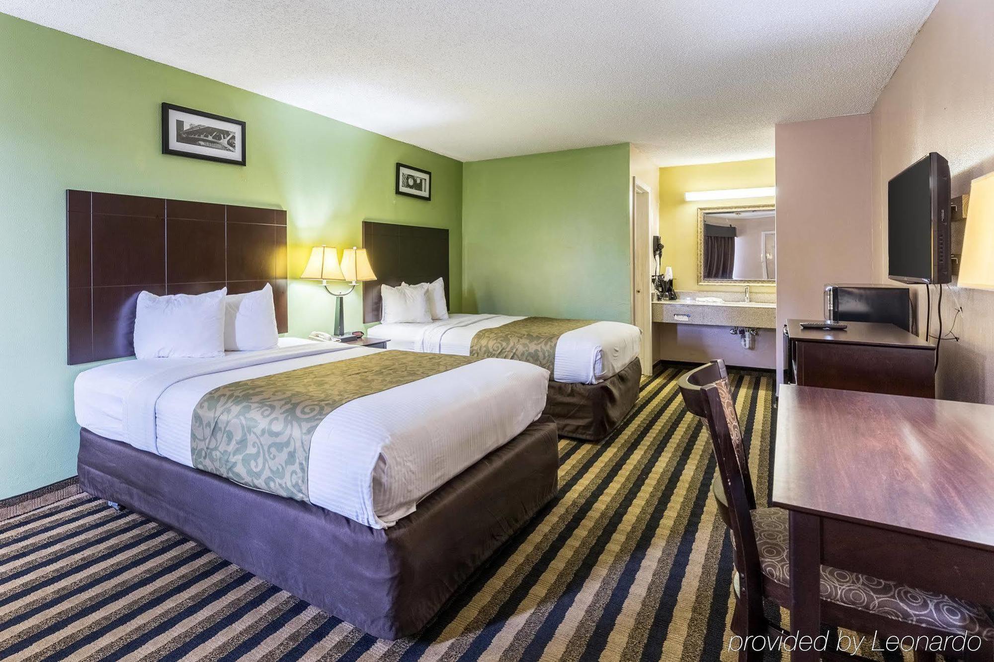 Rodeway Inn Alexandria Eksteriør bilde