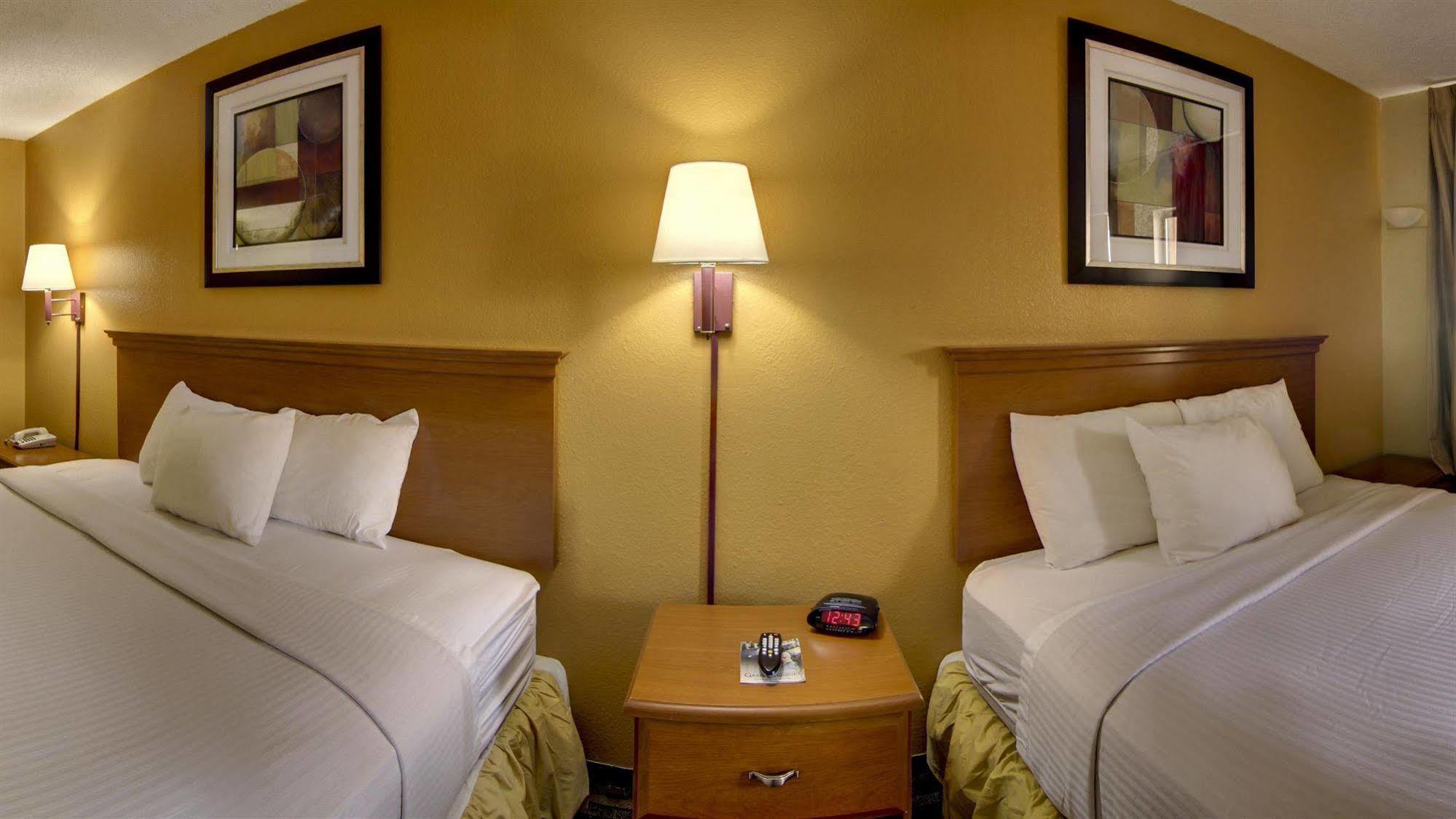 Rodeway Inn Alexandria Eksteriør bilde